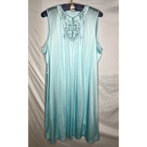 Vanity Fair Night Gown Chemise Turquoise Blue Nylon Size Large USA Made Vintage